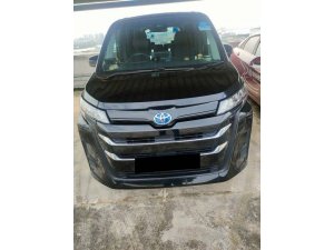 Toyota Noah Hybrid 1.8X Cvt (Hybrid)