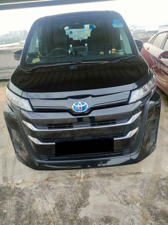 Toyota Noah Hybrid 1.8X Cvt (Hybrid)