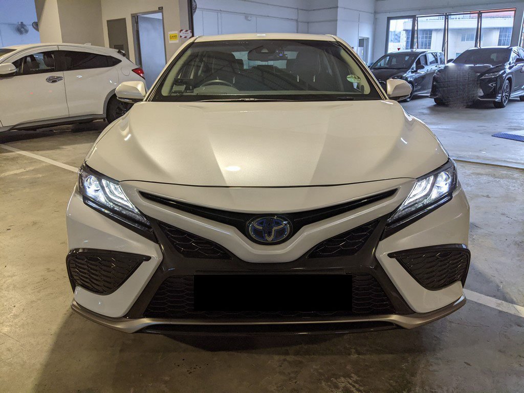 Toyota Camry 4dr Sedan (at) Elegance (Hybrid)