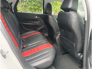 Peugeot 308 SW Allure Puretech 1.2 A/T 2wd