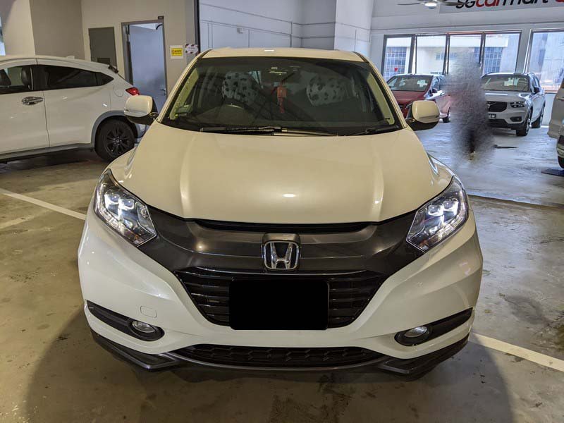Honda Vezel 1.5x Hybrid A (Hybrid)