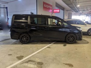 Toyota Noah 1.8x Cvt (Hybrid)