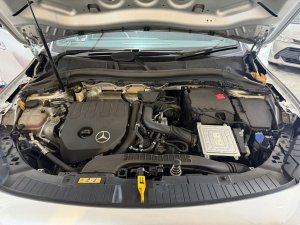 Mercedes Benz Gla180 Progressive