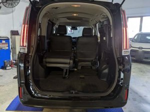 Toyota Noah Hybrid 7 Seater 1.8x Cvt (Hybrid)