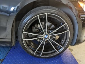 BMW 320i At Abs D/ab 2wd 2dr Gas/d (COE Till 09/2030)