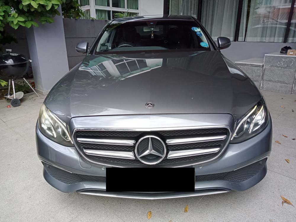 Mercedes Benz E200 SE Auto