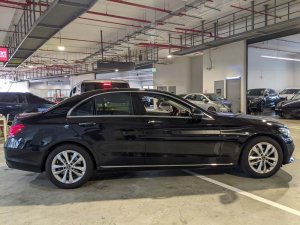 Mercedes Benz C180 Avg (R17 Led)