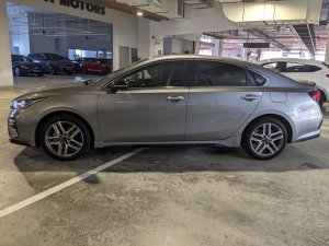 Kia Cerato 1.6(a) Sunroof