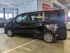 Toyota Noah 1.8x Cvt (Hybrid)