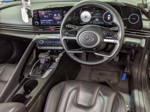 Hyundai CN7 Avante 1.6 Dohc Cvt S