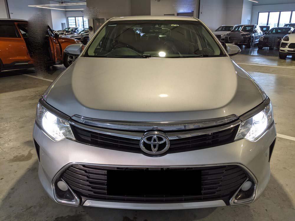 Toyota Camry 2.5 Auto