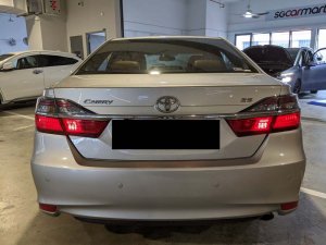 Toyota Camry 2.5 Auto