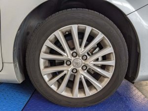 Toyota Camry 2.5 Auto