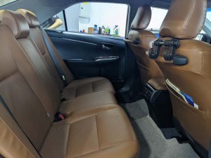 Toyota Camry 2.5 Auto