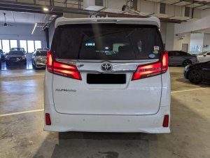 Toyota Alphard 7 Seater 2.5 Sc Cvt
