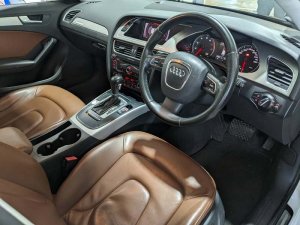 Audi A4 Avant 2.0 A (COE Till 12/2030)