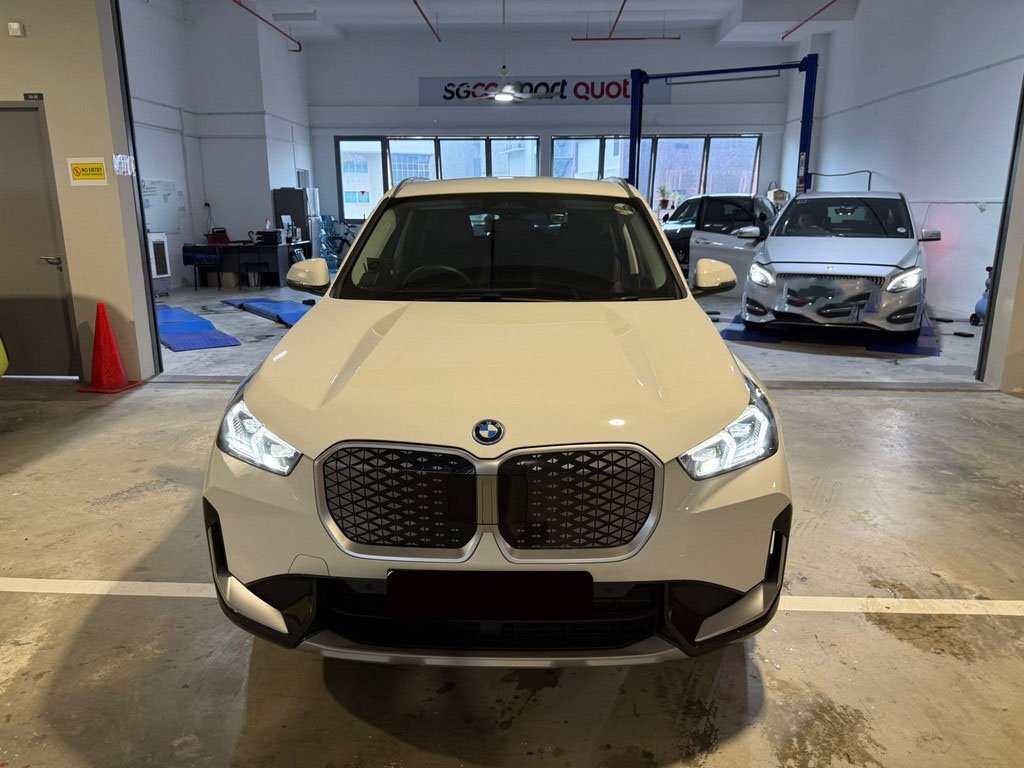 BMW Ix1 Edrive20 Aled (Electric Vehicle)