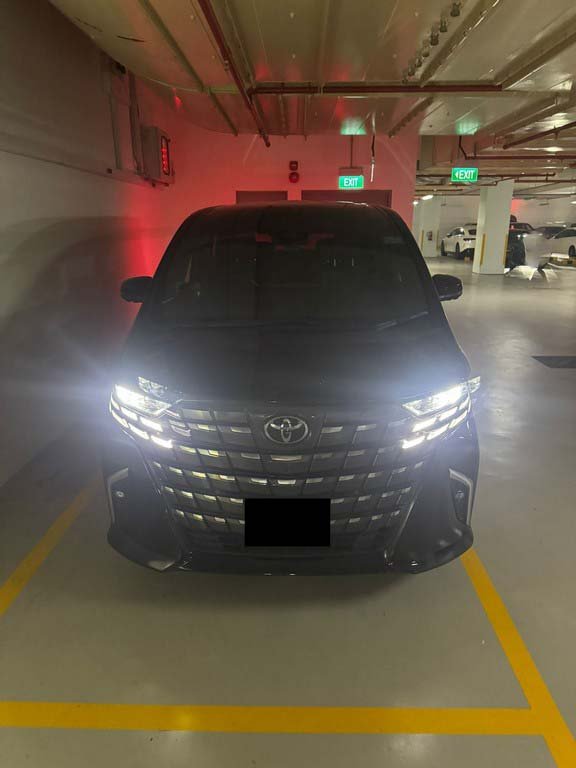 Toyota Alphard Hyrbid 2.5Z (Hybrid)