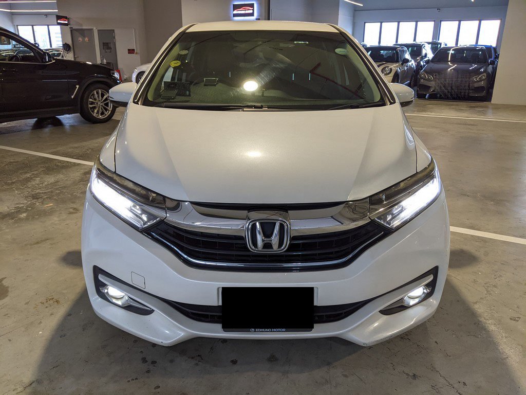 Honda Shuttle 1.5 Auto (Hybrid)