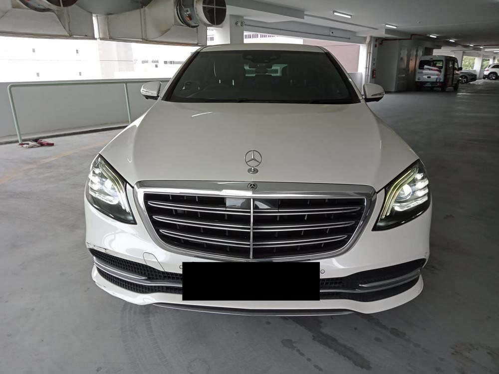 Mercedes Benz S320L (R19 Led)