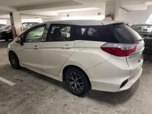 Honda Shuttle 1.5 Auto (Hybrid)