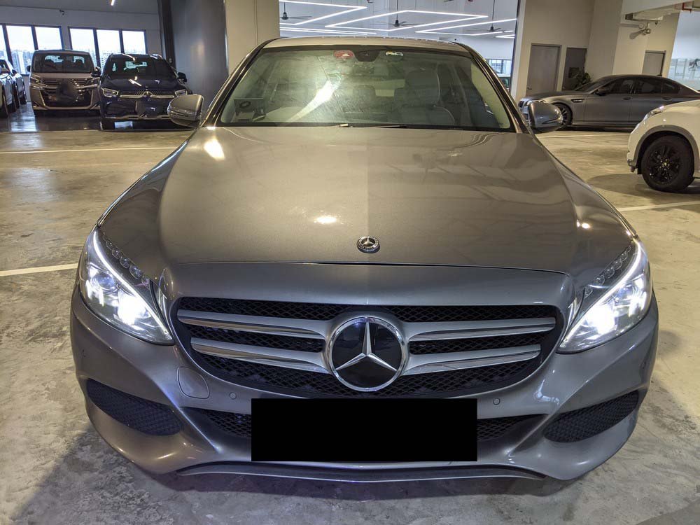 Mercedes Benz C200 Exclusive (R17 Led)