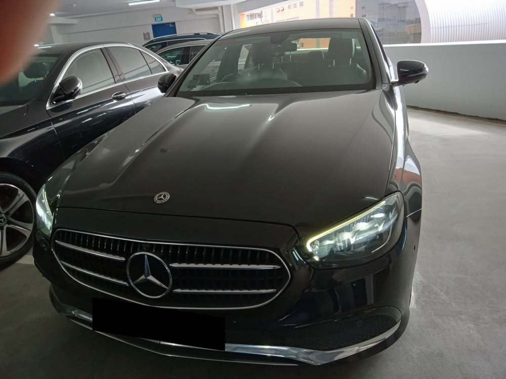 Mercedes Benz E200 Sedan AVG