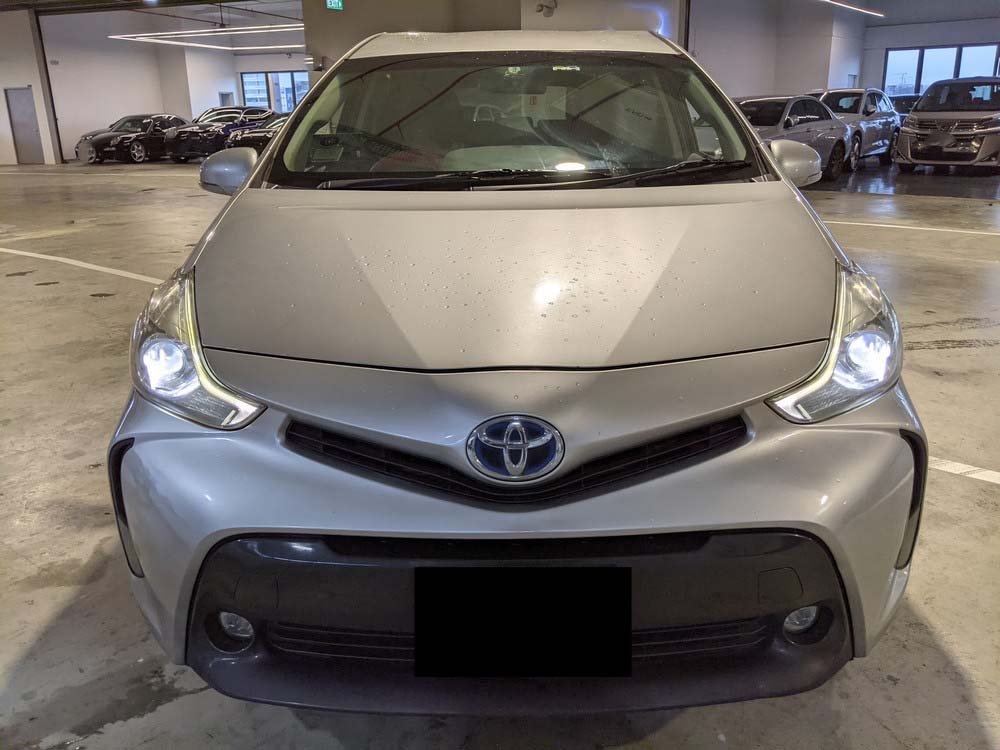 Toyota Prius Alpha Hybrid 1.8S Cvt (Hybrid)