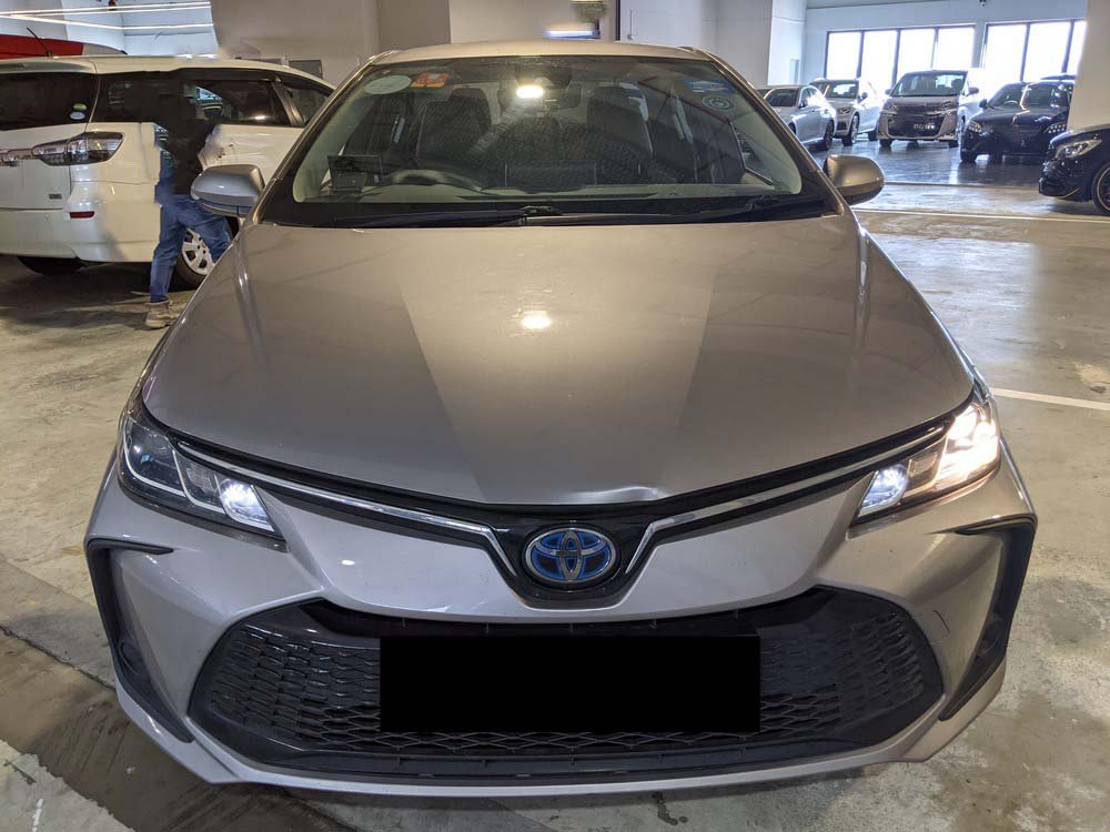 Toyota Corolla Altis Hybrid (Hybrid)
