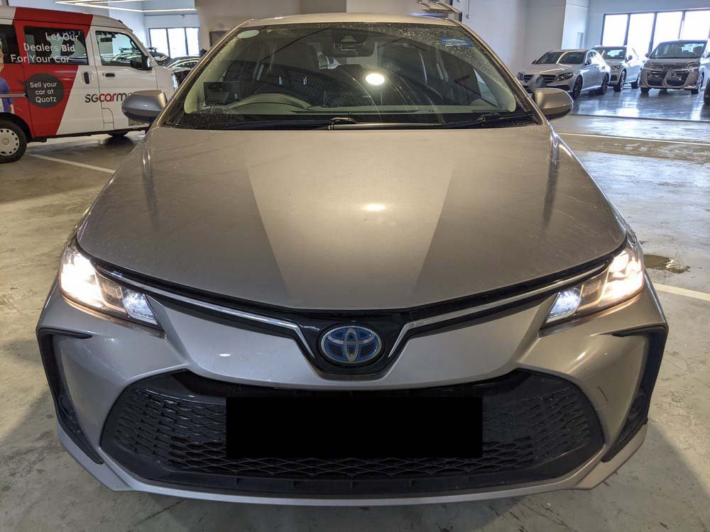 Toyota Corolla Altis Hybrid (Hybrid)