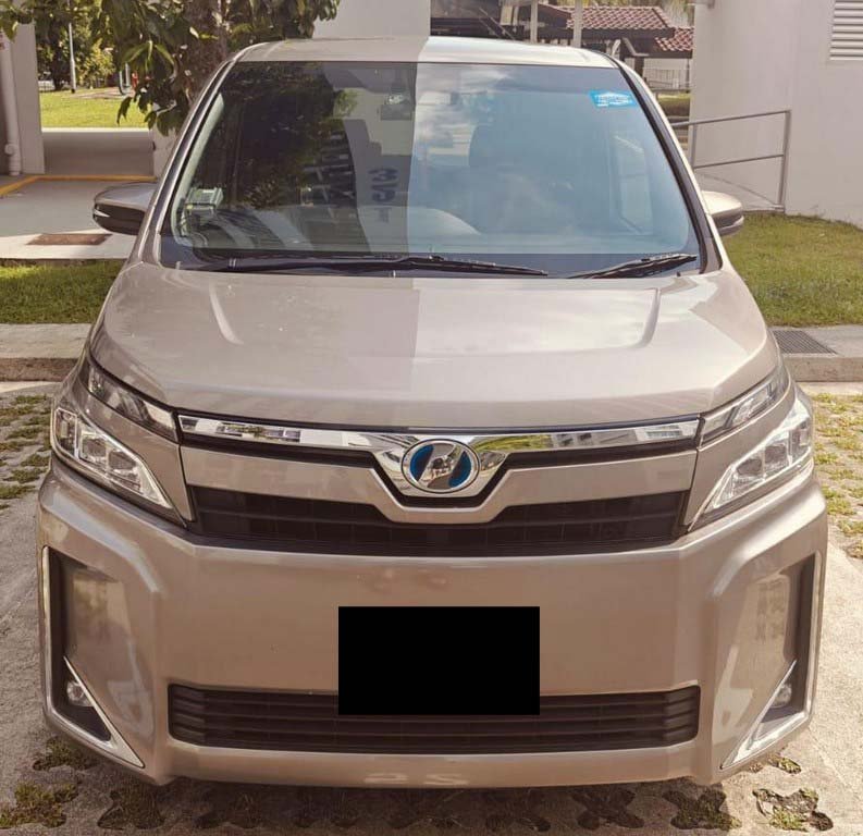 Toyota Voxy Hybrid 7 Seater 1.8V Cvt (Hybrid)