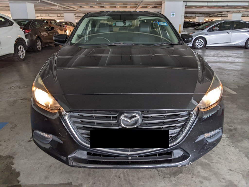 Mazda 3 Sedan 1.5 At Eu6