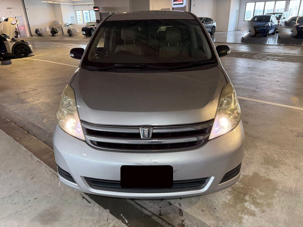 Toyota Isis 1.8lx  A (COE Till 06/2028)