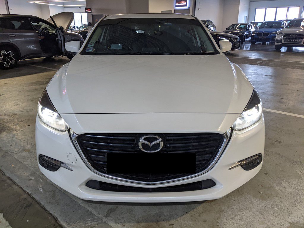Mazda 3 Hatchback 1.5 At Deluxe Eu6