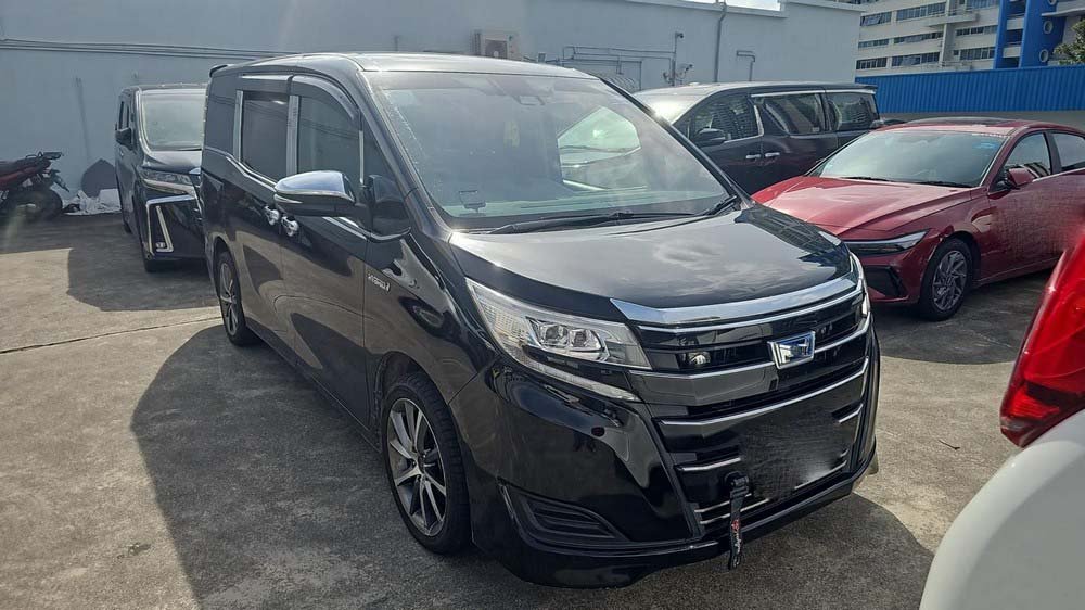 Toyota Noah Hybrid 7 Seater 1.8X Cvt (Hybrid)