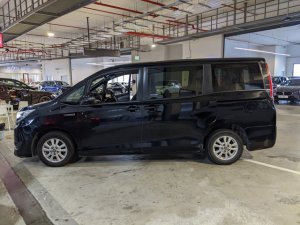 Toyota Noah 1.8x Cvt (Hybrid)