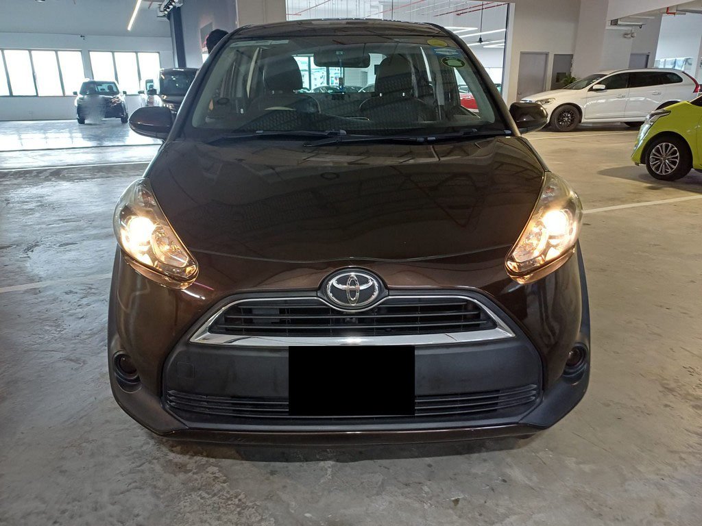 Toyota Sienta Welcab 1.5g A