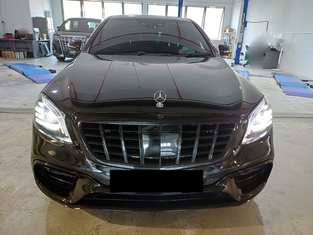 Mercedes Benz S450l (r19 Led)