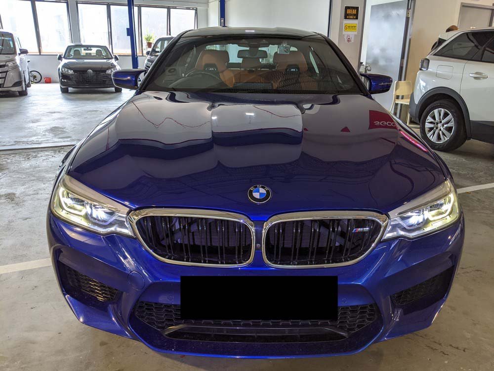 BMW M5 Saloon