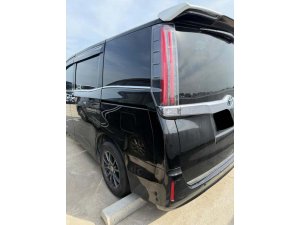 Toyota Noah 1.8x Cvt (Hybrid)