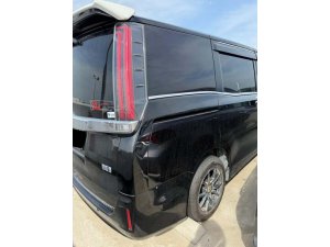 Toyota Noah 1.8x Cvt (Hybrid)