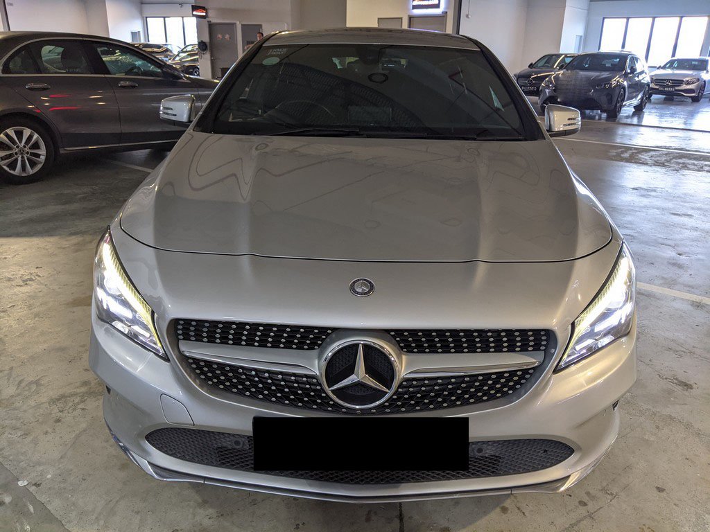 Mercedes Benz Cla200 Sb Urban (r18 Led)