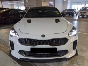 Kia Stinger 2.0a 2wd Sunroof