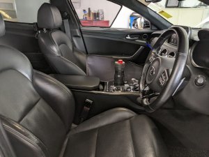 Kia Stinger 2.0a 2wd Sunroof