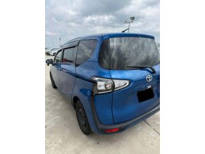 Toyota Sienta 7 Seater 1.5x Cvt (Hybrid)