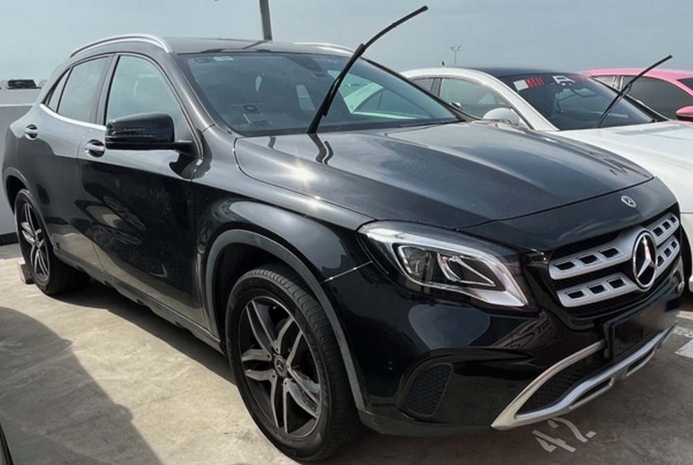 Mercedes Benz GLA180 Urban (R18 Led)