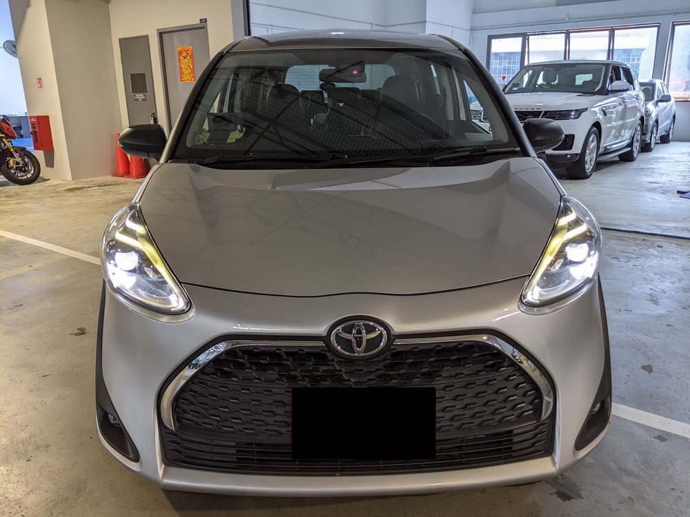 Toyota Sienta 1.5G Cvt Abs D/Airbag 2WD 5DR