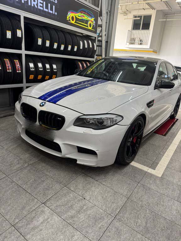 BMW M5 Smt D/Ab Sr Abs Hid Dsc Nav Hud (COE Till 11/2031)
