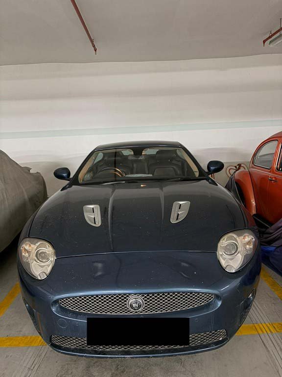 Jaguar XKR 4.2L Coupe V8 S/C Auto Abs Airbag (COE Till 10/2028)