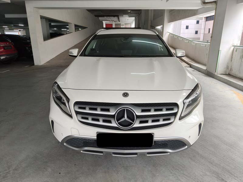 Mercedes Benz Gla180 Urban (r18 Led)